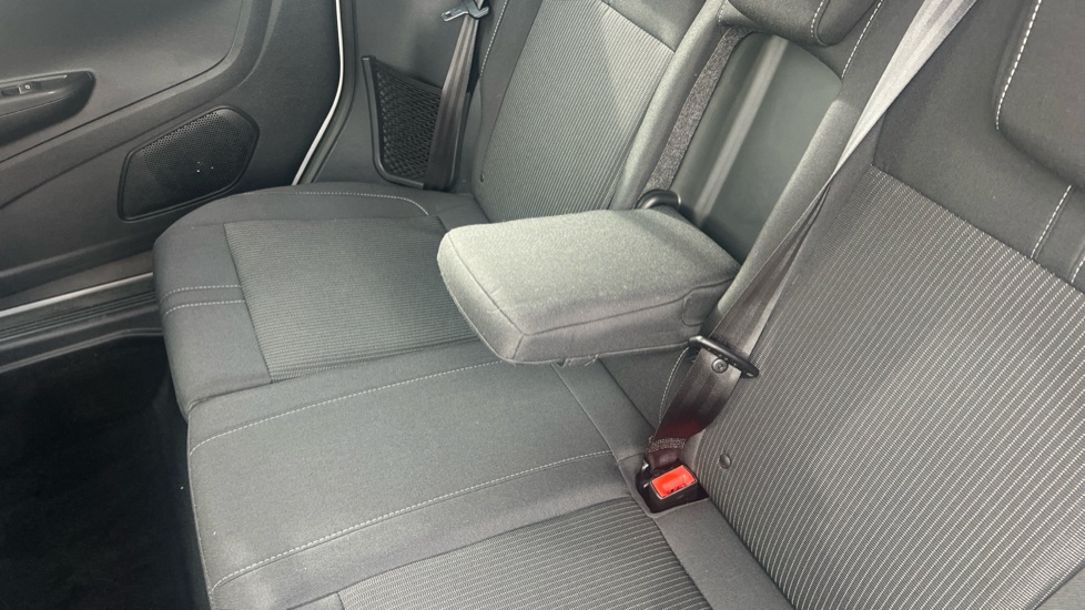 Ford B-MAX 1.0 EcoBoost 125 Titanium Navigator 5dr Petrol Hatchback - Image 22