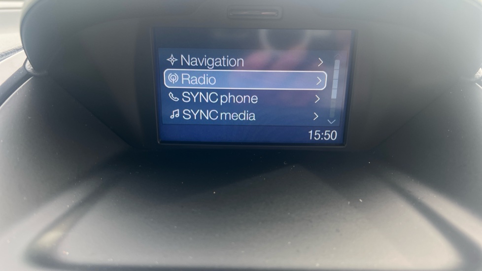 Ford B-MAX 1.0 EcoBoost 125 Titanium Navigator 5dr Petrol Hatchback - Image 33