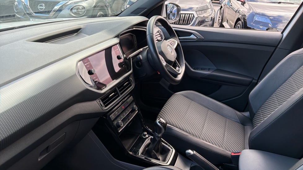 Volkswagen T-Cross 1.0 TSI 115 R-Line 5dr Petrol Estate - Image 9