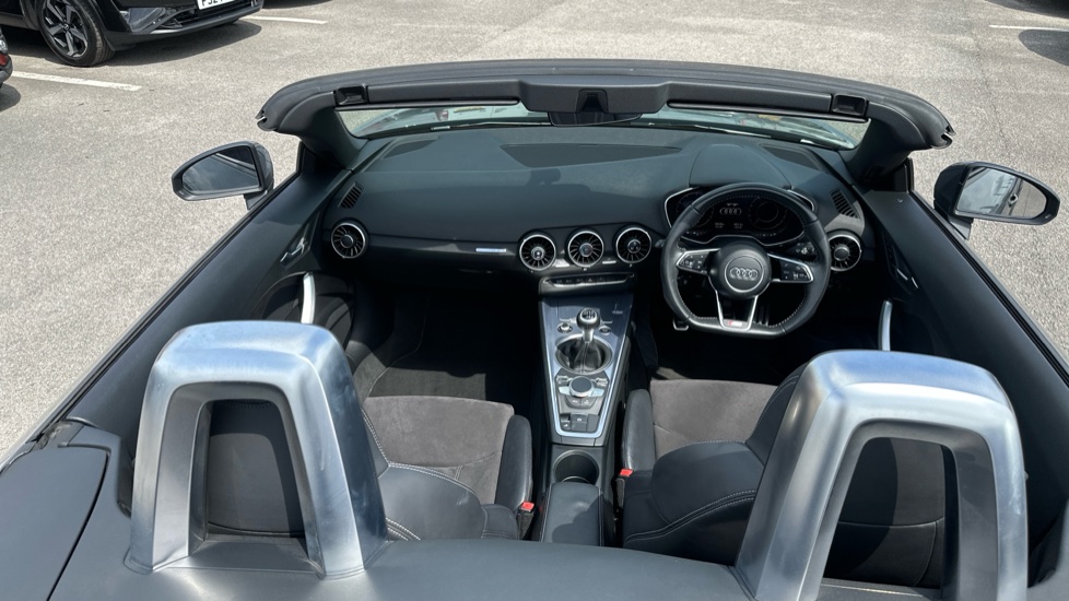 Audi TT 1.8T FSI S Line 2dr Petrol Roadster - Image 10