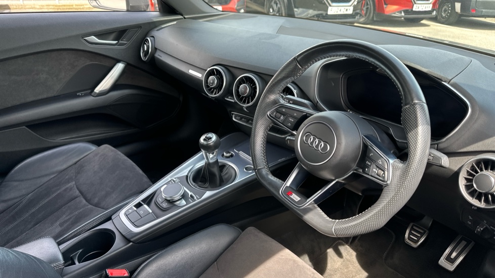 Audi TT 1.8T FSI S Line 2dr Petrol Roadster - Image 11