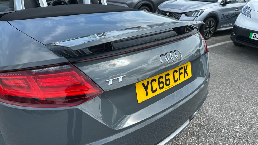Audi TT 1.8T FSI S Line 2dr Petrol Roadster - Image 23