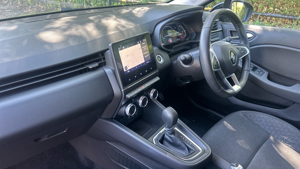 Renault Clio 1.6 E-TECH full hybrid 145 Evolution 5dr Auto Hybrid Hatchback - Image 9