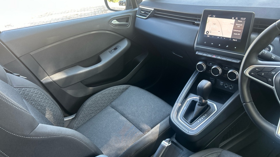 Renault Clio 1.6 E-TECH full hybrid 145 Evolution 5dr Auto Hybrid Hatchback - Image 14