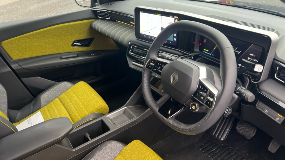 Renault 5 110kW Iconic Five Comfort Range 52kWh 5dr Auto Electric Hatchback - Image 11
