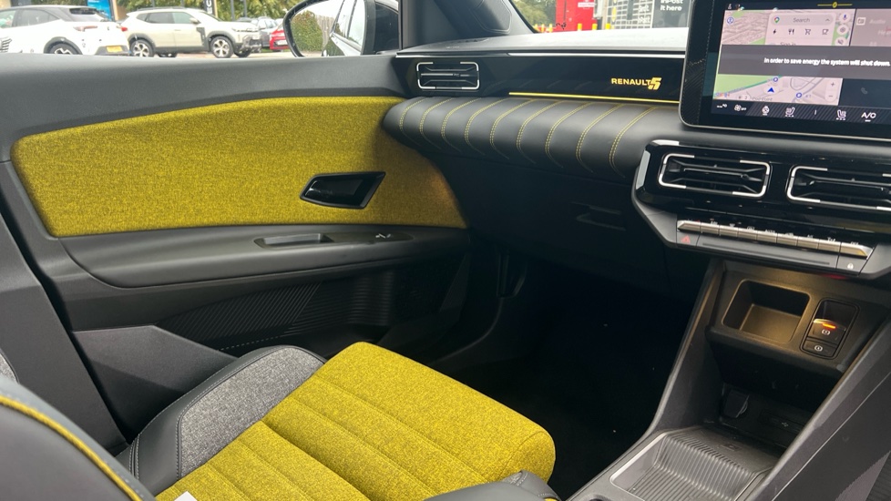 Renault 5 110kW Iconic Five Comfort Range 52kWh 5dr Auto Electric Hatchback - Image 14