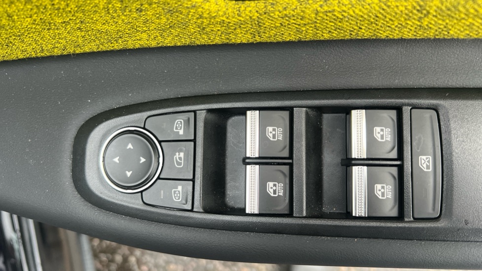 Renault 5 110kW Iconic Five Comfort Range 52kWh 5dr Auto Electric Hatchback - Image 36