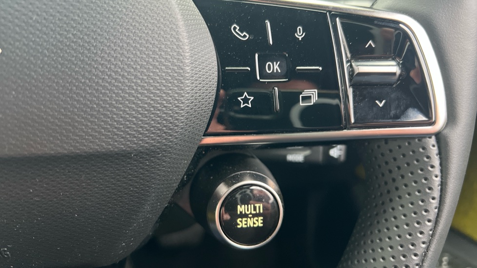 Renault 5 110kW Iconic Five Comfort Range 52kWh 5dr Auto Electric Hatchback - Image 39