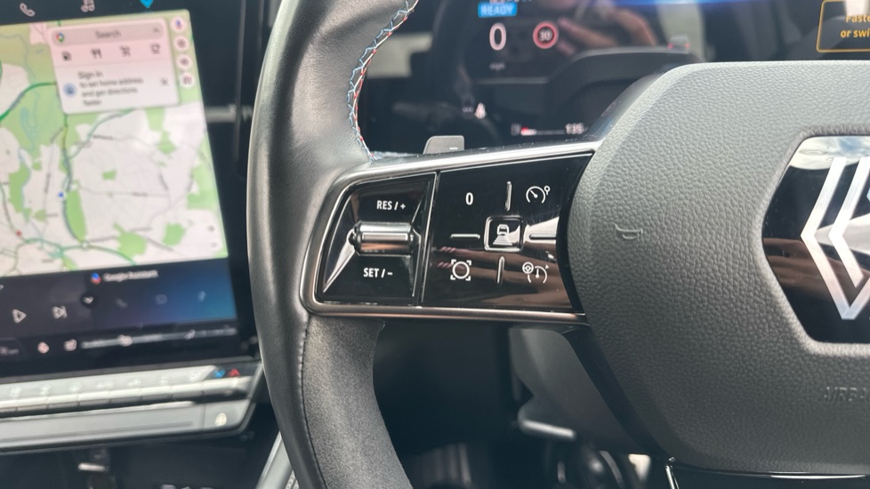 Renault Austral E-Tech FHEV Techno Esprit Alpine 5dr Auto Hybrid Estate - Image 21