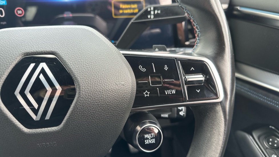 Renault Austral E-Tech FHEV Techno Esprit Alpine 5dr Auto Hybrid Estate - Image 22