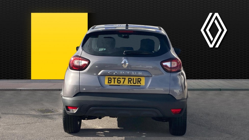 Renault Captur 1.2 TCE 120  Dynamique Nav 5dr EDC Petrol Hatchback - Image 6