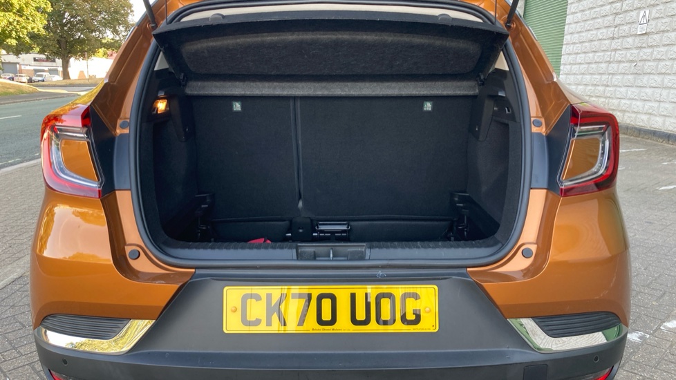 Renault Captur 1.0 TCE 100 S Edition 5dr Petrol Hatchback - Image 4