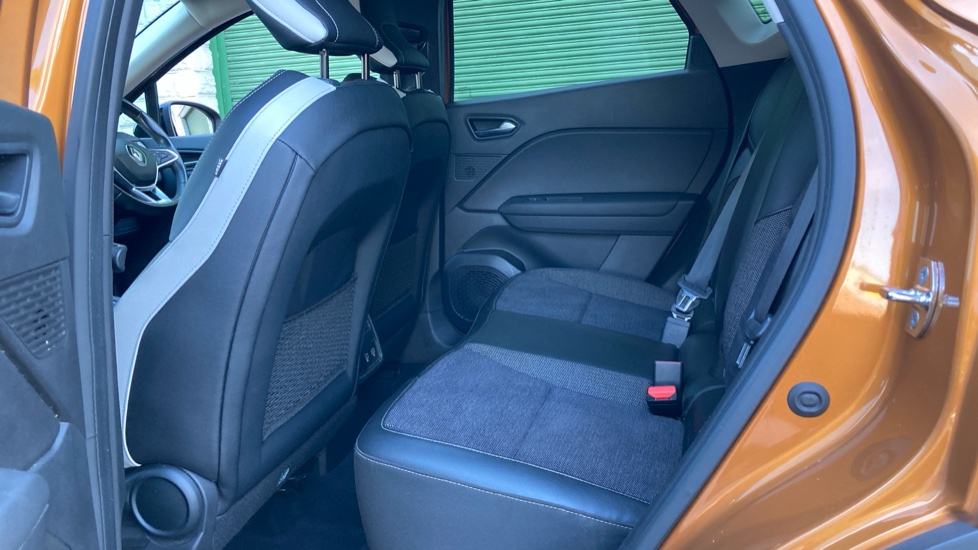 Renault Captur 1.0 TCE 100 S Edition 5dr Petrol Hatchback - Image 16