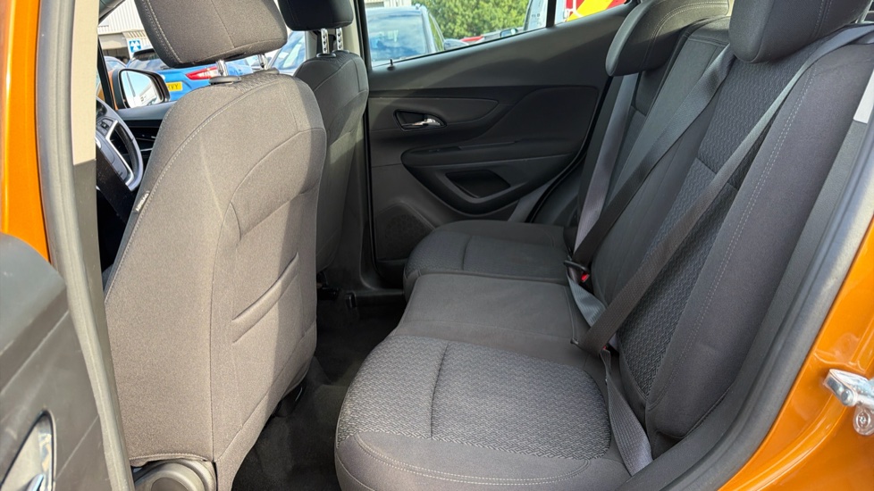 Vauxhall Mokka X 1.6CDTi ecoTEC D [136] Active 5dr Diesel Hatchback - Image 16