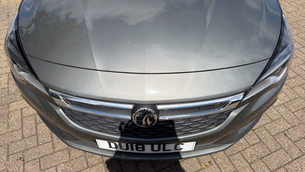 Vauxhall Astra 1.4i 16V Tech Line Nav 5dr Petrol Hatchback - Image 8