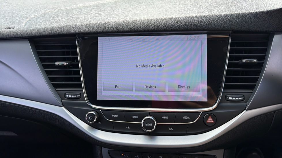 Vauxhall Astra 1.4i 16V Tech Line Nav 5dr Petrol Hatchback - Image 28