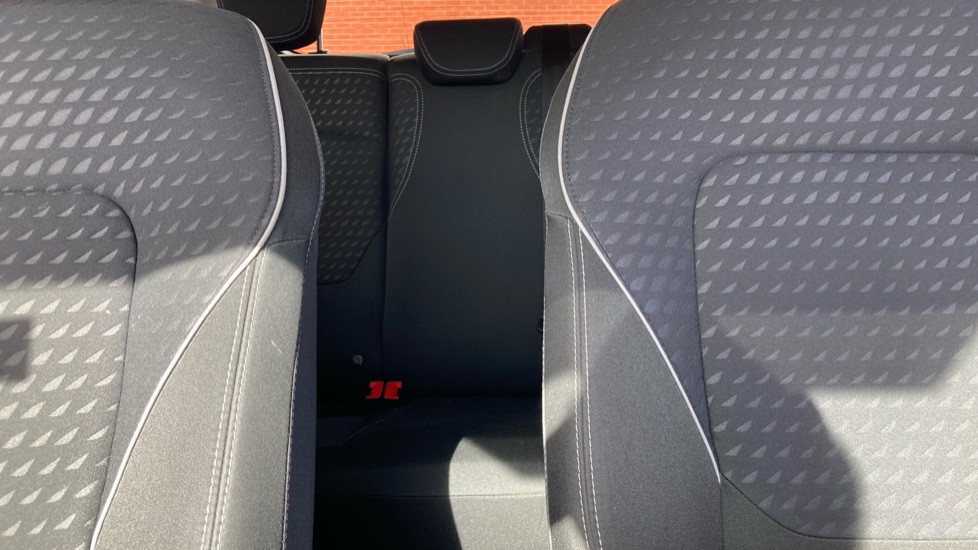 Ford Fiesta 1.0 EcoBoost Zetec 5dr Petrol Hatchback - Image 15