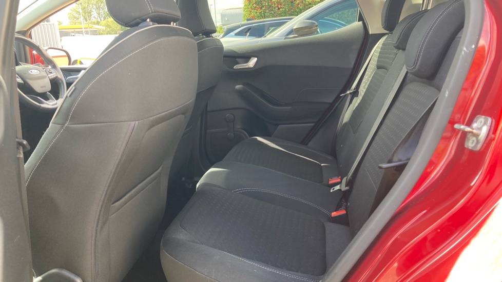 Ford Fiesta 1.0 EcoBoost Zetec 5dr Petrol Hatchback - Image 16