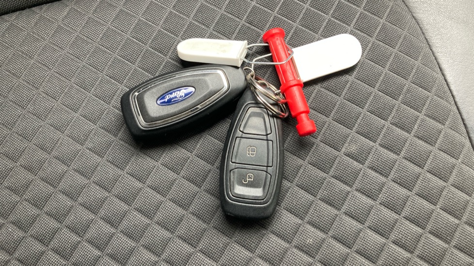 Ford EcoSport 1.0 EcoBoost 140 Titanium S 5dr Petrol Hatchback - Image 20