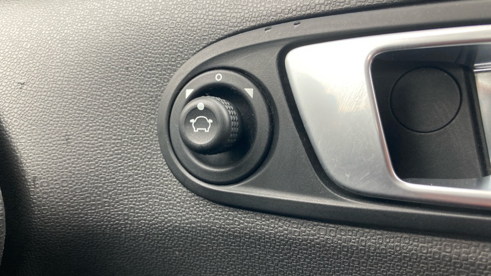 Ford EcoSport 1.0 EcoBoost 140 Titanium S 5dr Petrol Hatchback - Image 23