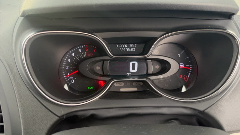 Renault Captur 0.9 TCE 90 GT Line 5dr Petrol Hatchback - Image 18