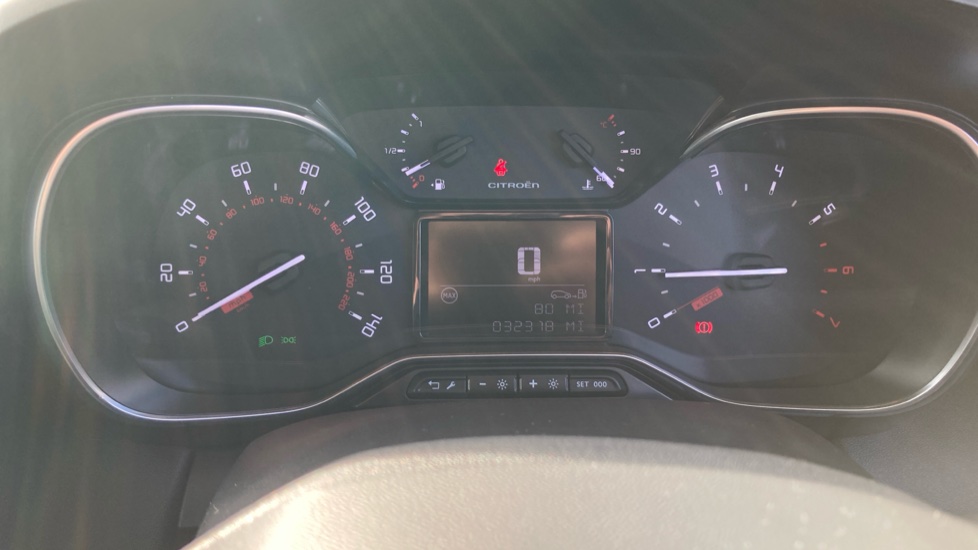 Citroen C3 Aircross 1.2 PureTech 110 You 5dr Petrol Hatchback - Image 18
