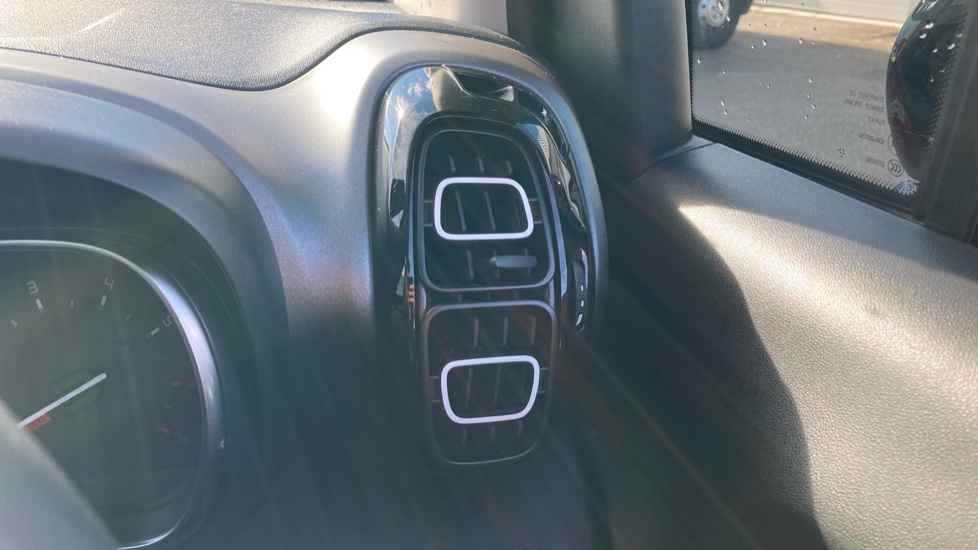 Citroen C3 Aircross 1.2 PureTech 110 You 5dr Petrol Hatchback - Image 25