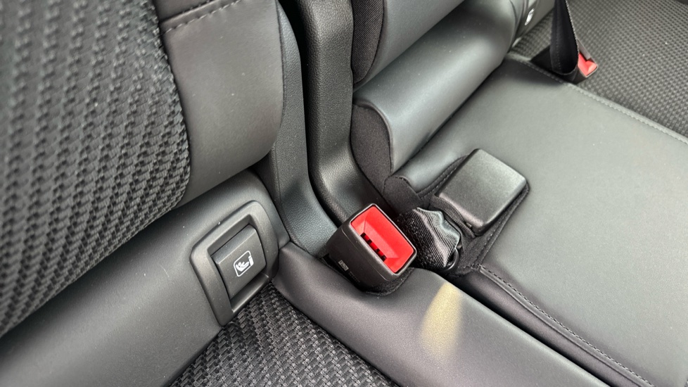 Renault Austral E-Tech Full Hybrid Techno Esprit Alpine 5dr Auto Hybrid Estate - Image 17