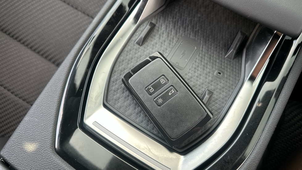 Renault Austral E-Tech Full Hybrid Techno Esprit Alpine 5dr Auto Hybrid Estate - Image 19