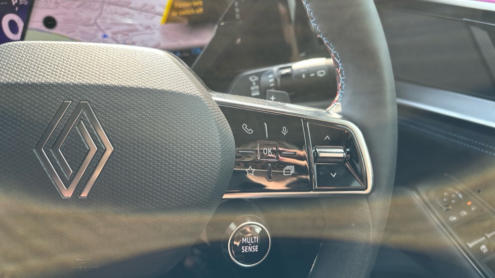 Renault Austral E-Tech Full Hybrid Techno Esprit Alpine 5dr Auto Hybrid Estate - Image 22