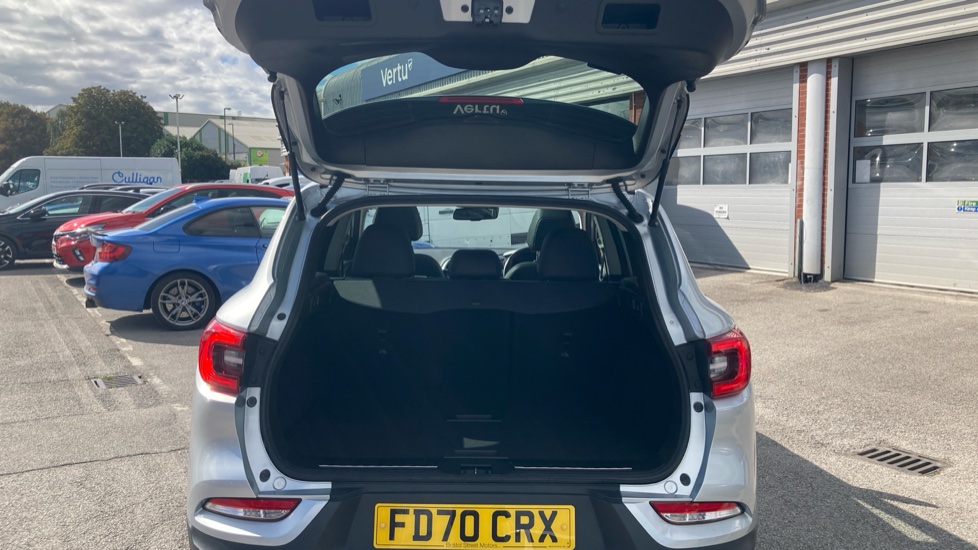 Renault Kadjar 1.3 TCE GT Line 5dr EDC Petrol Hatchback - Image 4