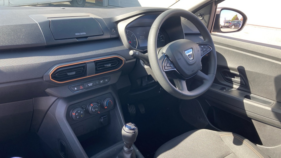 Dacia Sandero Stepway 1.0 TCe Essential 5dr Petrol Hatchback - Image 9