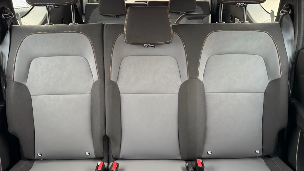Dacia Jogger 1.6 HEV Extreme 5dr Auto Hybrid Estate - Image 15