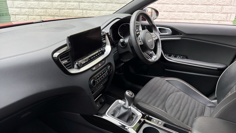 Kia Xceed 1.5T GDi ISG GT-Line 5dr Petrol Hatchback - Image 9