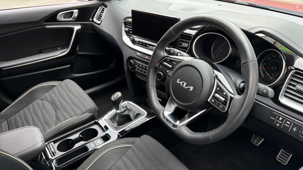 Kia Xceed 1.5T GDi ISG GT-Line 5dr Petrol Hatchback - Image 11