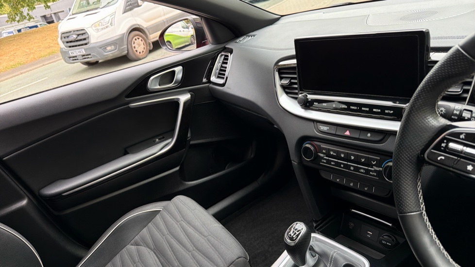 Kia Xceed 1.5T GDi ISG GT-Line 5dr Petrol Hatchback - Image 14