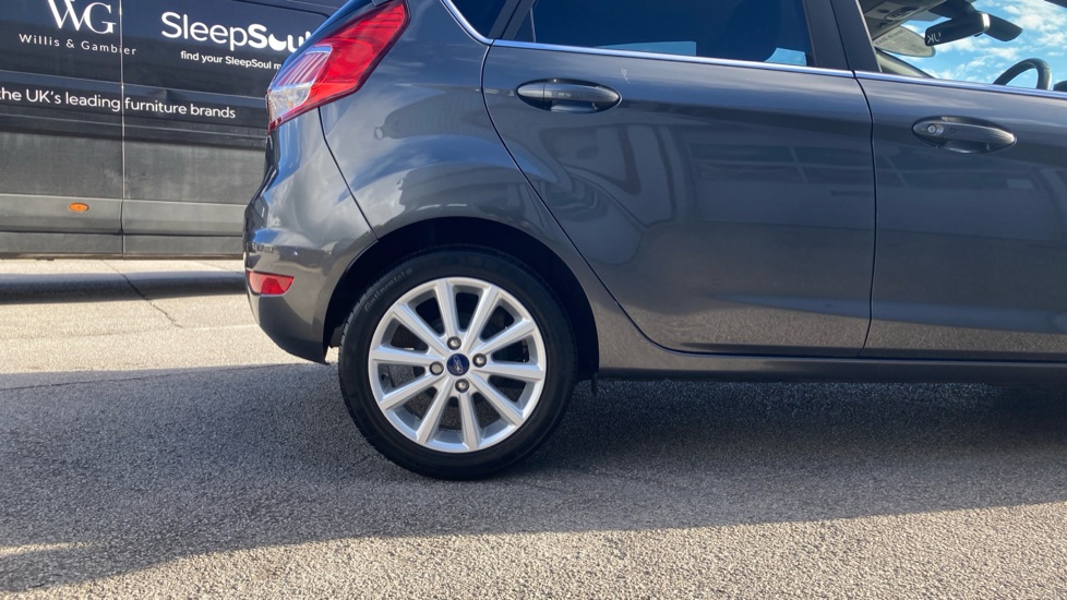 Ford Fiesta 1.0 EcoBoost Titanium 5dr Petrol Hatchback - Image 7