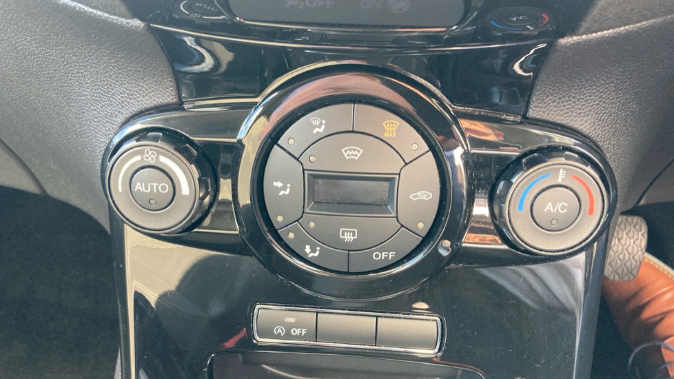 Ford Fiesta 1.0 EcoBoost Titanium 5dr Petrol Hatchback - Image 20