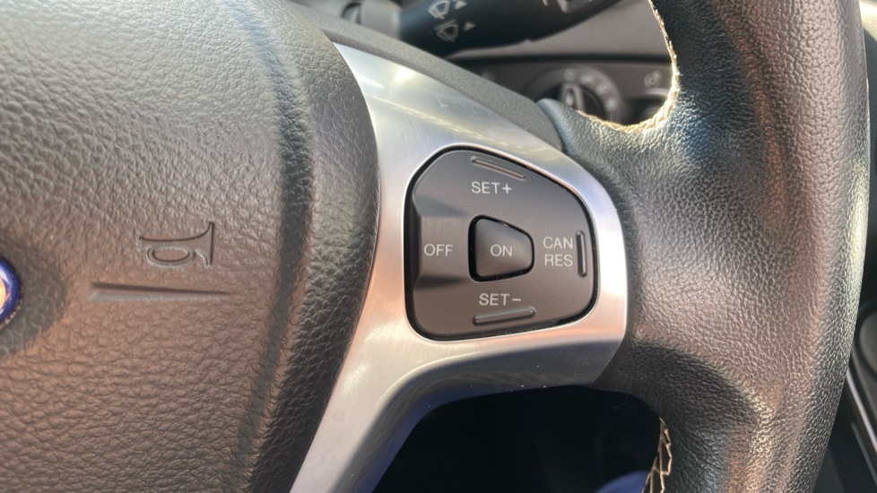 Ford Fiesta 1.0 EcoBoost Titanium 5dr Petrol Hatchback - Image 23