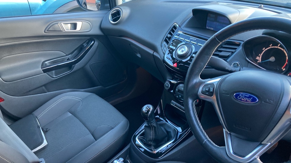 Ford Fiesta 1.0 EcoBoost Titanium 5dr Petrol Hatchback - Image 35