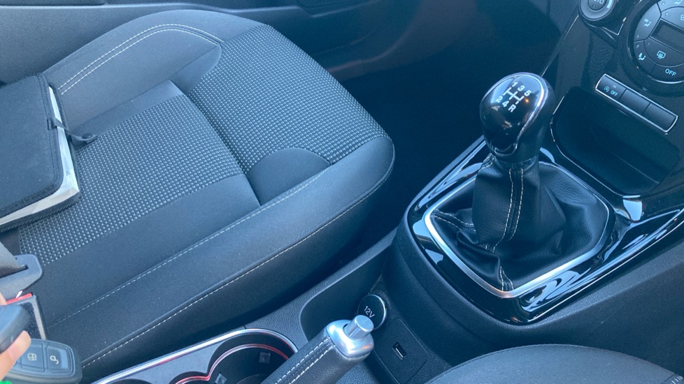 Ford Fiesta 1.0 EcoBoost Titanium 5dr Petrol Hatchback - Image 37