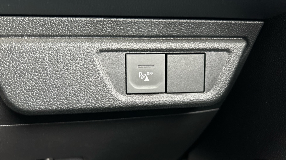 Dacia Sandero Stepway 1.0 TCe Expression 5dr Petrol Hatchback - Image 22