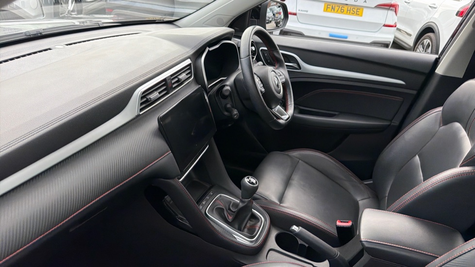 MG ZS 1.0T GDi Exclusive 5dr Petrol Hatchback - Image 9