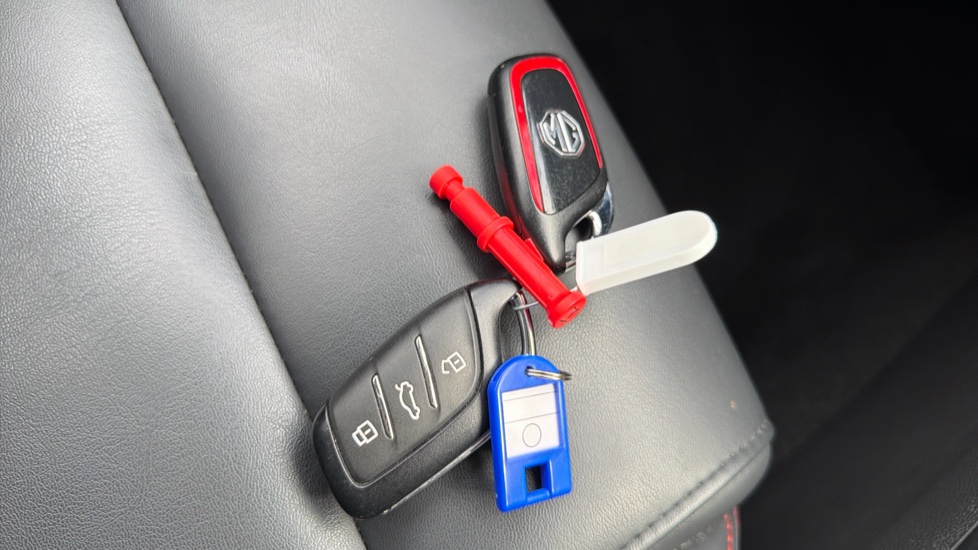 MG ZS 1.0T GDi Exclusive 5dr Petrol Hatchback - Image 19