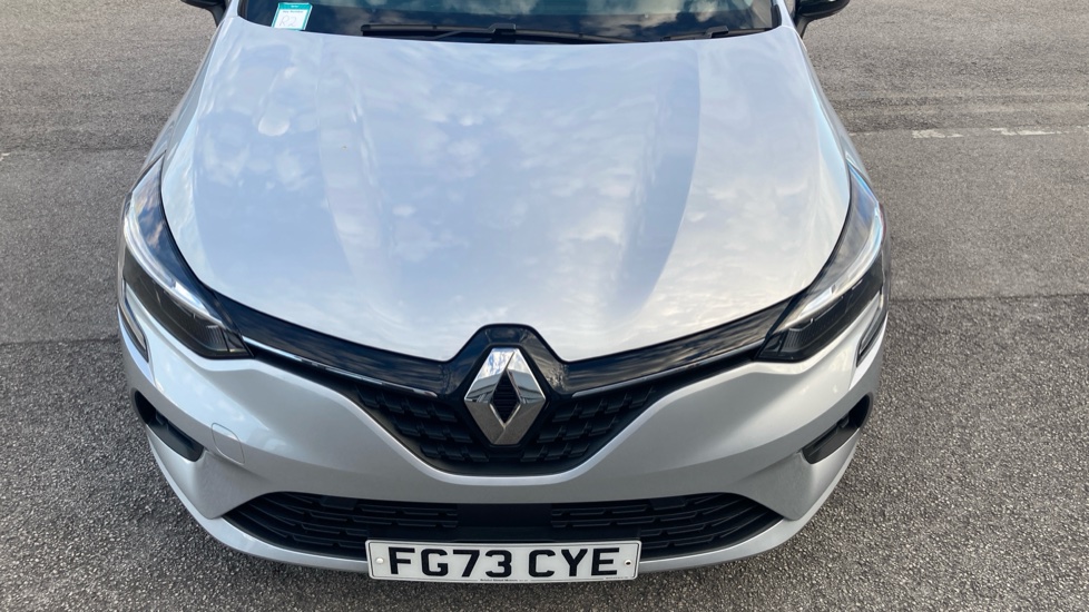 Renault Clio 1.0 TCe 90 Evolution 5dr Petrol Hatchback - Image 8