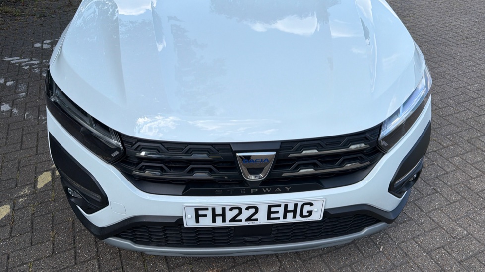Dacia Sandero Stepway 1.0 TCe Comfort 5dr Petrol Hatchback - Image 8
