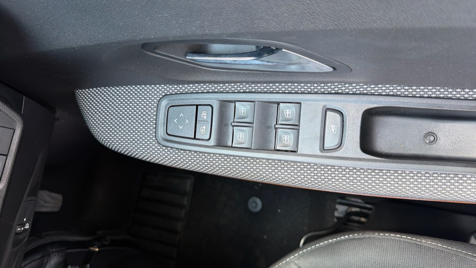 Dacia Sandero Stepway 1.0 TCe Comfort 5dr Petrol Hatchback - Image 26