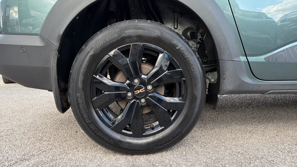 Dacia Jogger 1.0 TCe Extreme 5dr Petrol Estate - Image 7