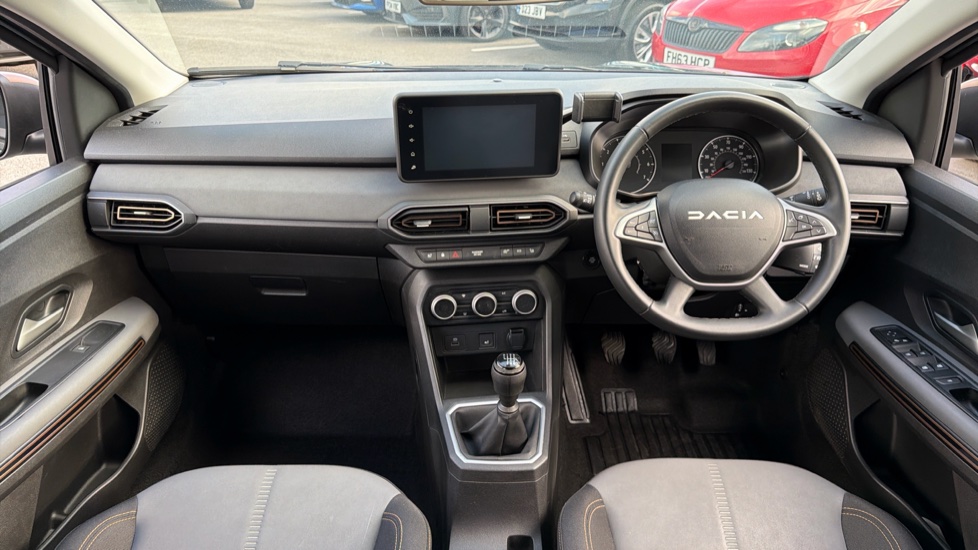 Dacia Jogger 1.0 TCe Extreme 5dr Petrol Estate - Image 10
