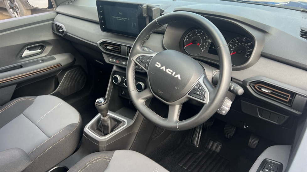Dacia Sandero Stepway 1.0 TCe Extreme 5dr Petrol Hatchback - Image 11